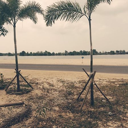 La Plage De Kampot By Lee & Hap Guest House Екстериор снимка