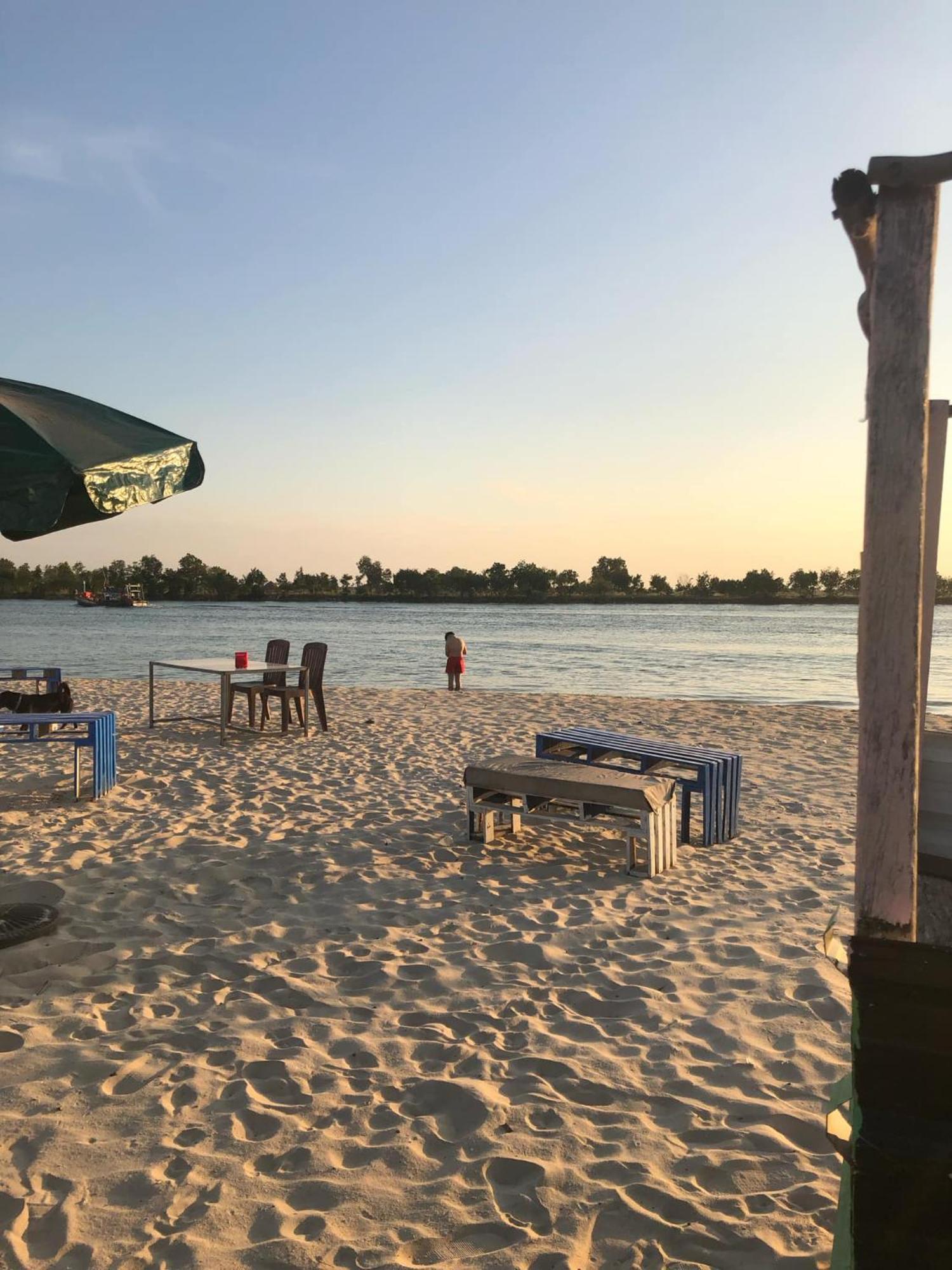 La Plage De Kampot By Lee & Hap Guest House Екстериор снимка