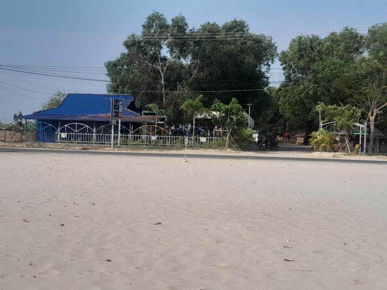 La Plage De Kampot By Lee & Hap Guest House Екстериор снимка