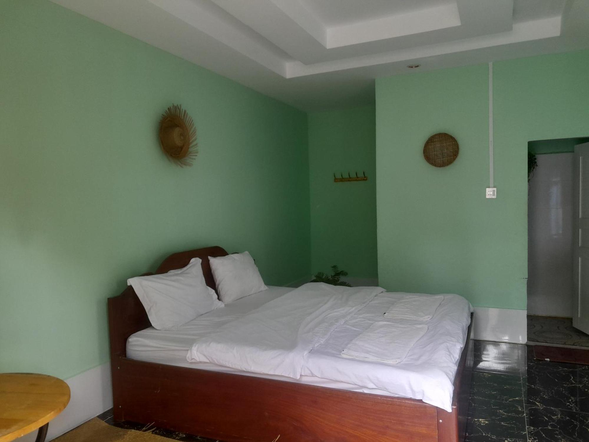 La Plage De Kampot By Lee & Hap Guest House Екстериор снимка